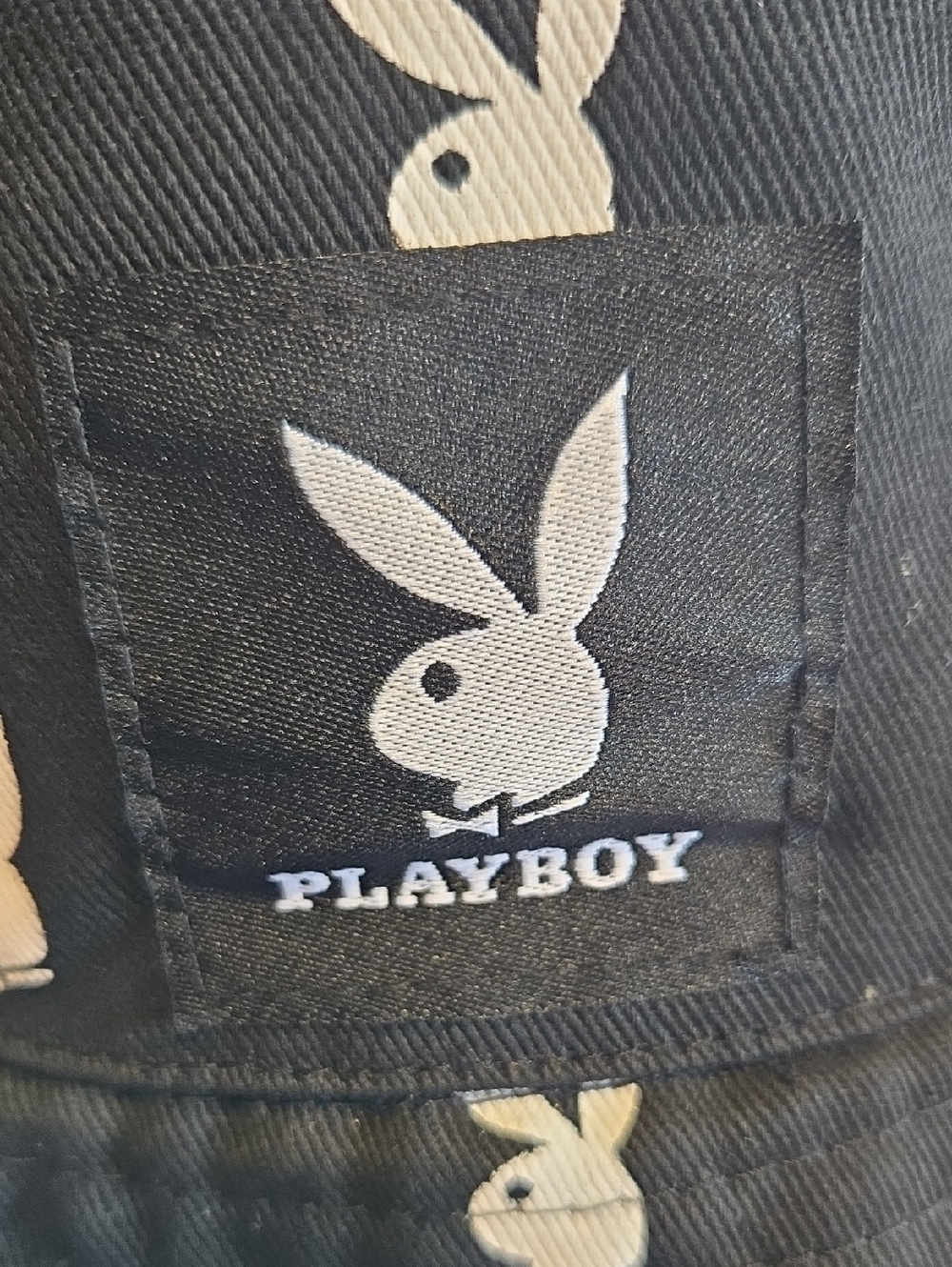PLAYBOY Reversible Bucket Hat - Picture 4 of 9